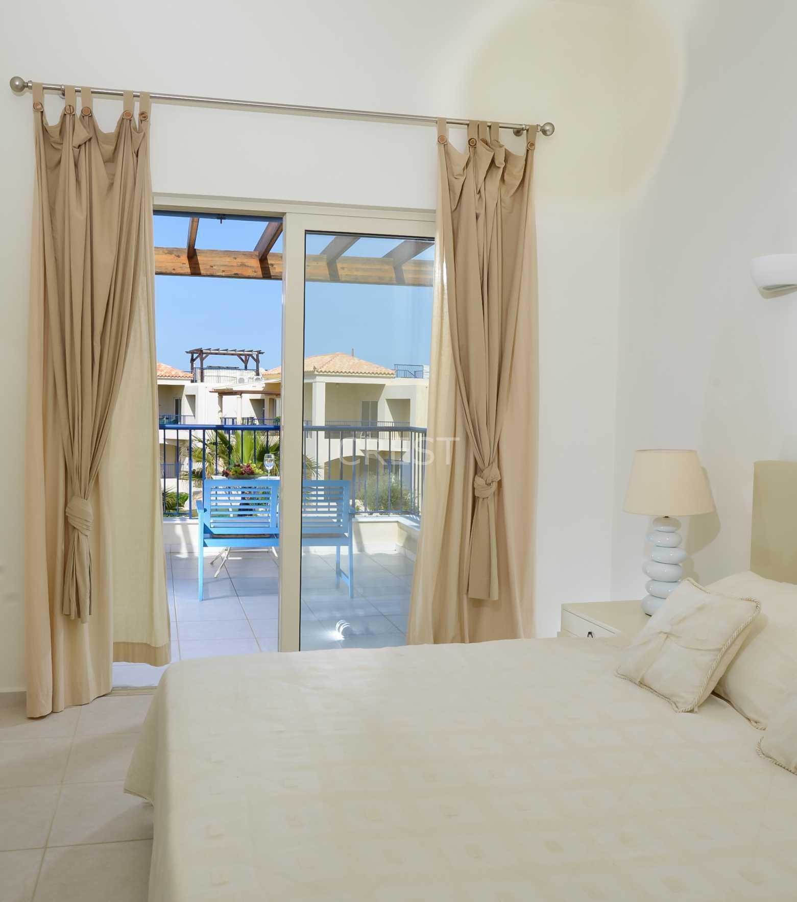 beed38d3A-APHII-1-A-203